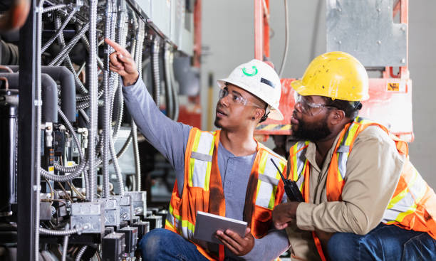 Best Electrical Contractors for Businesses  in Raleigh Hills, OR